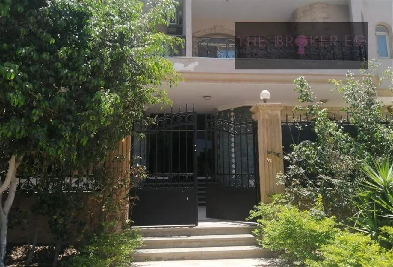 Sale in District 2: Duplex for sale in the Second District