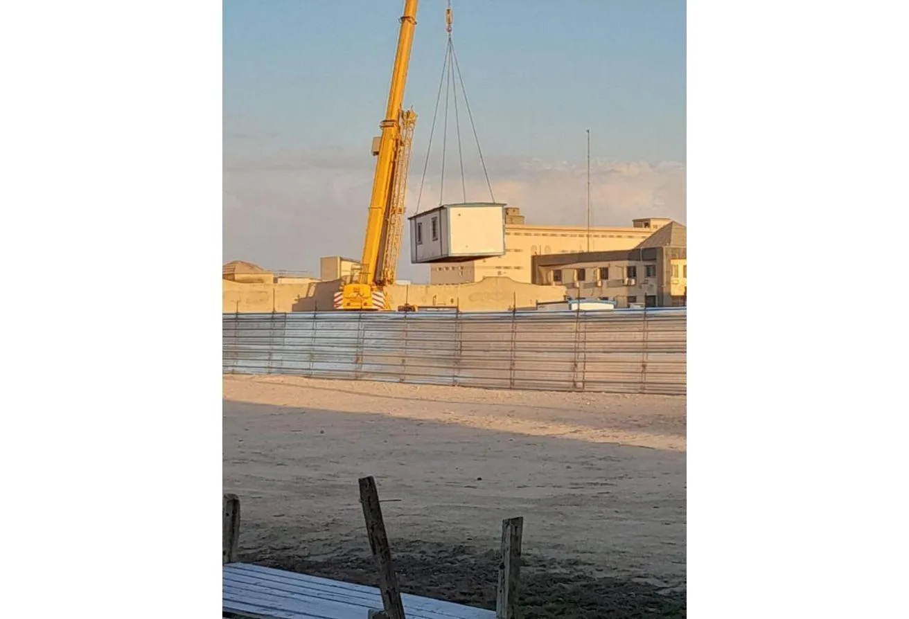 Rent in Industrial Area: مخزن فاضي للايجار المنطقة الصناعية 6 اكتوبر