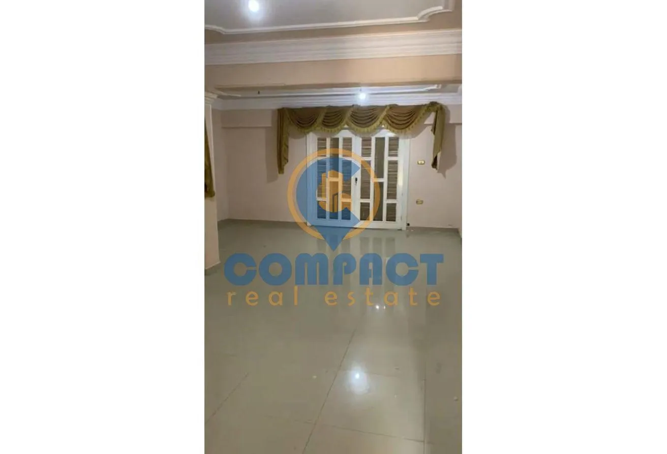 Sale in 1st District: Commercial store 27m in 1O1 mall over 60 months