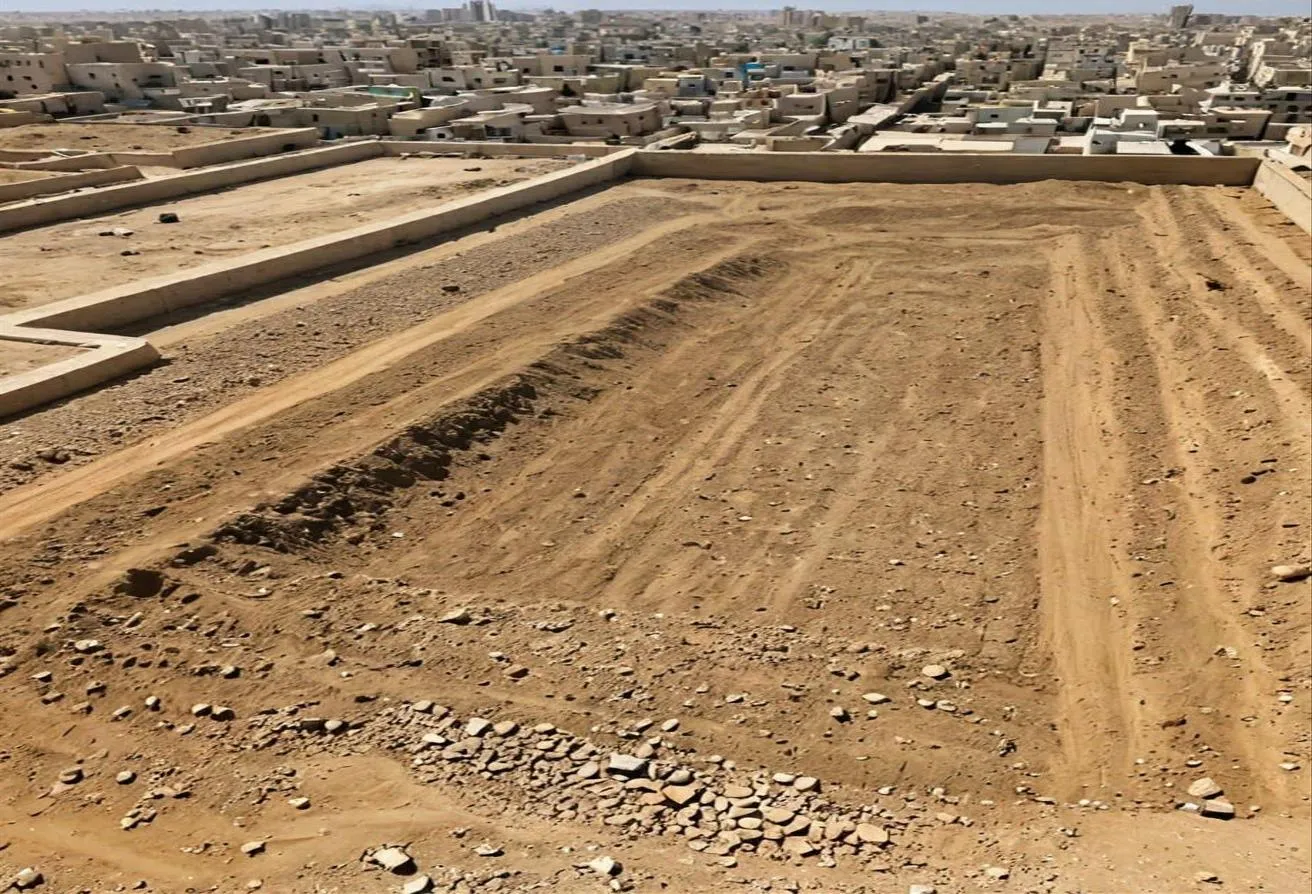 Sale in Ras Al Hekma: ارض للبيع أو المشاركة في راس الحكمة