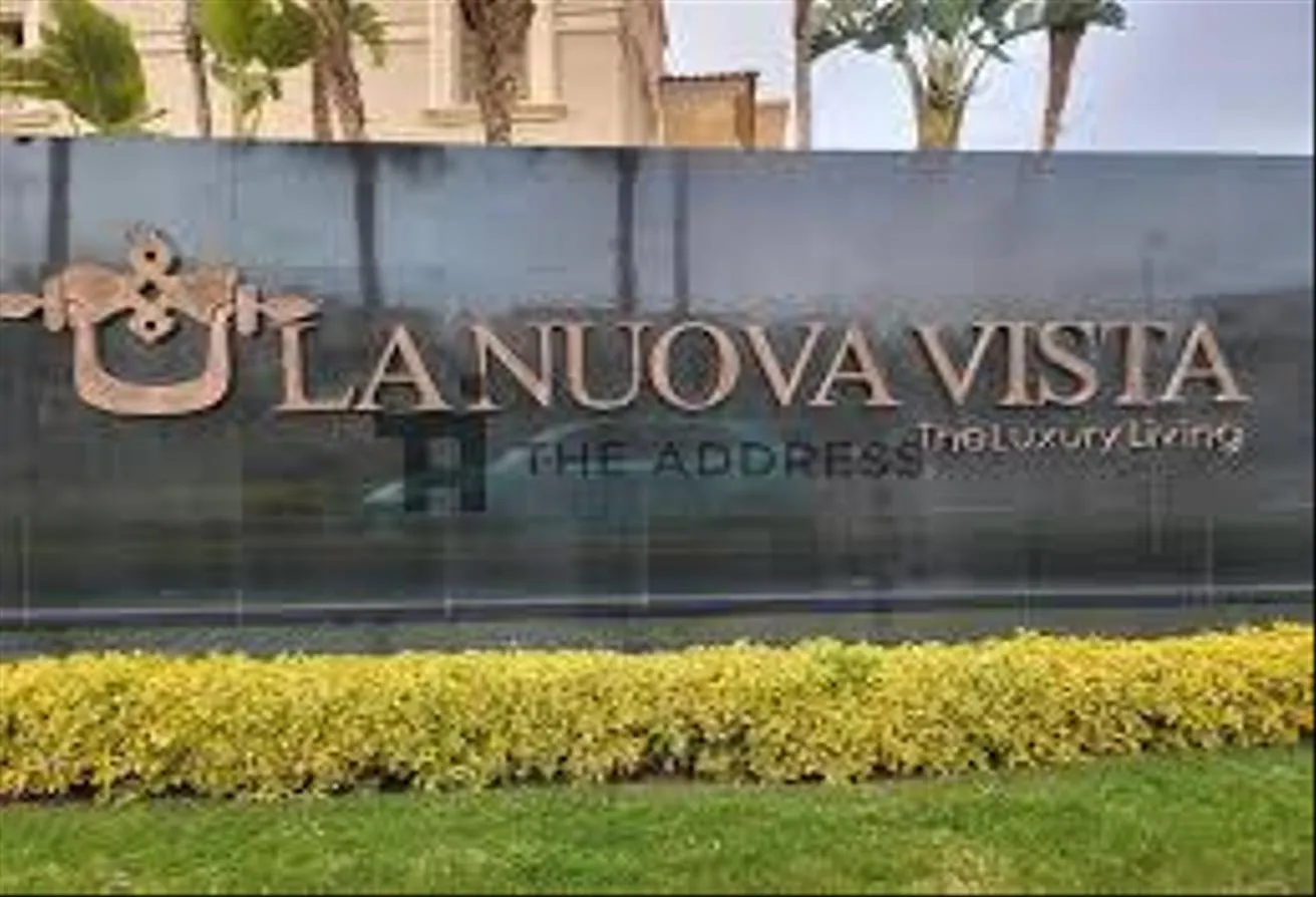 Sale in La Nuova Vista: Delivery Now Twin house resale in New Cairo