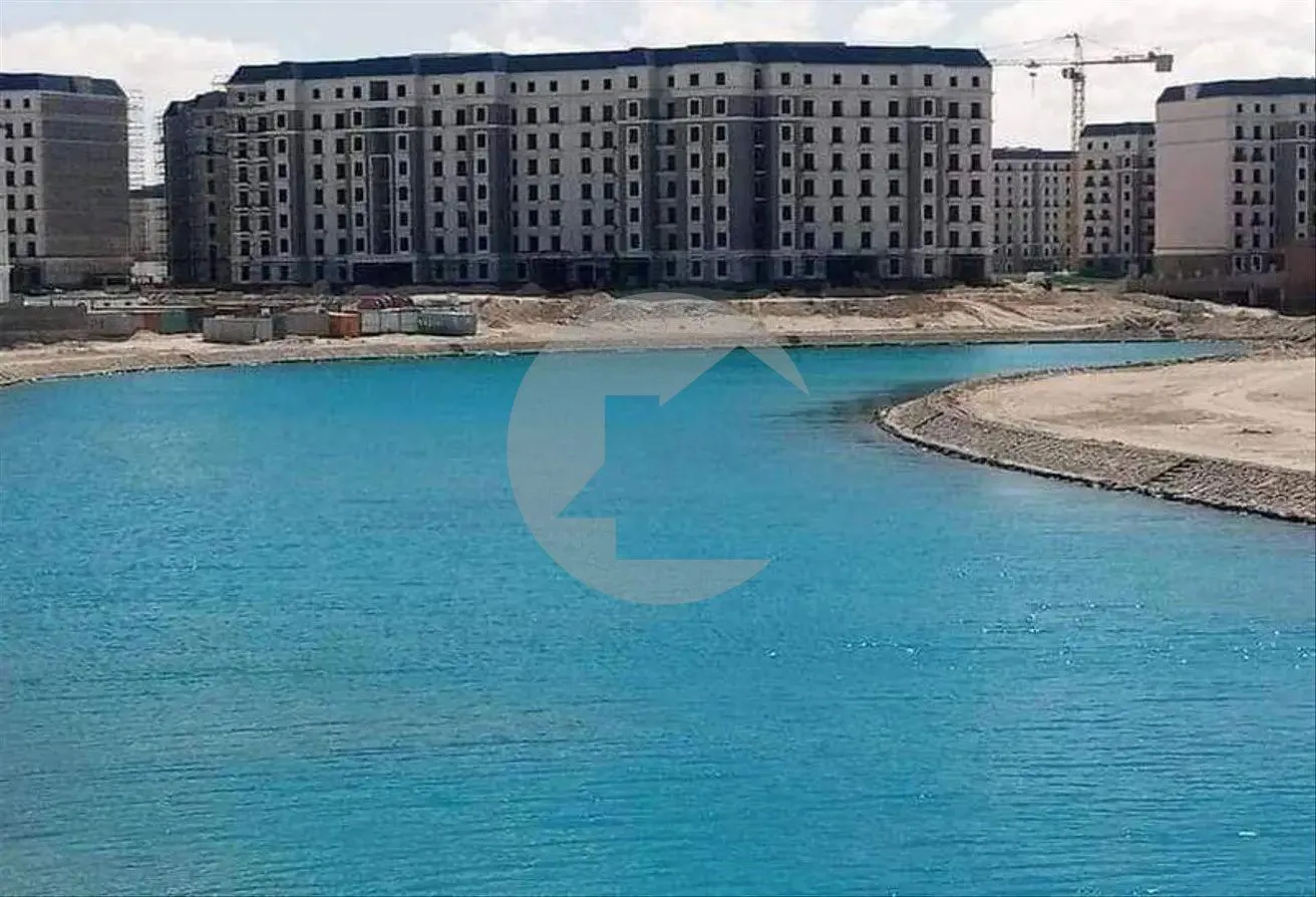 البيع في مازيرين: للبيع محل في مازرين برايم لوكيشن استلام فوري     ز 