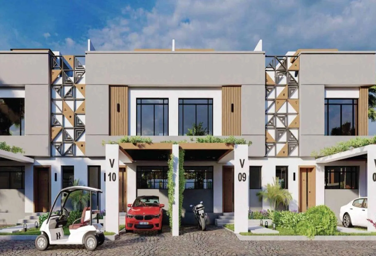 Sale in El Patio Vera: Prime Location Townhouse in El Patio Vera for sale