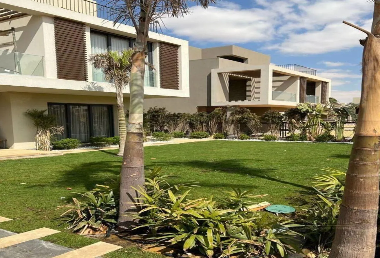 Sale in Palm Villa: Villa By Palm Hills near Wadi Degla Club over 8y