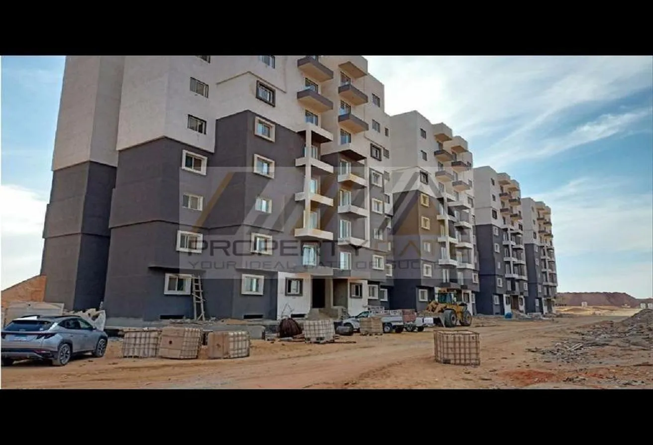 Sale in Boardwalk: An Apt in NewCapital at an attractive price of 3M