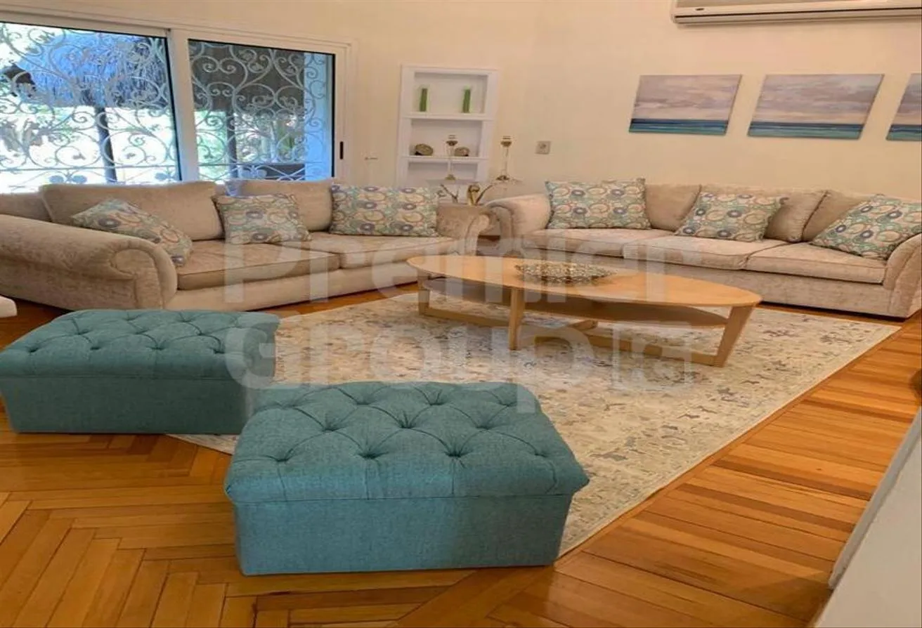 Rent in Beverly Hills Road: Zero Commission/Moving-Good Location-Lowest Price