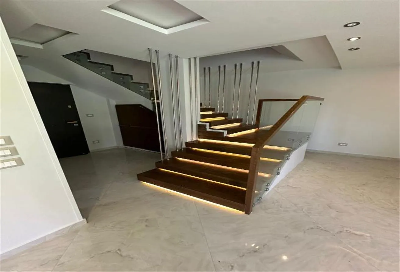 Gallery Image 8