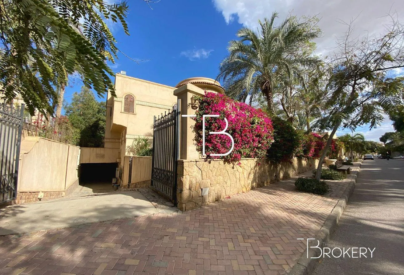 Sale in City View: villa for sale city view compound view pyramids