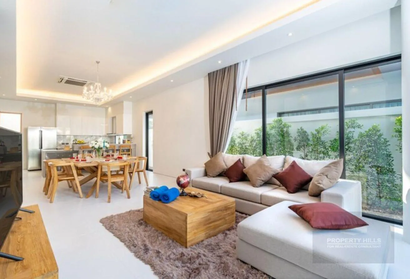 Sale in The Crown: Luxury villa in Garden Lakes near Al Jazeera Club