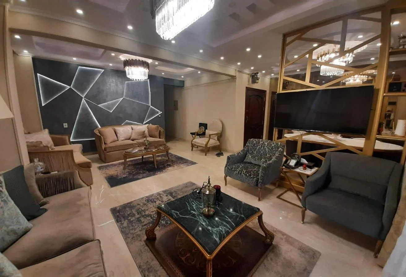 Rent in West Somid: للايجار المفروش دوبلكس300متر بغرب سوميد بسعر مميز