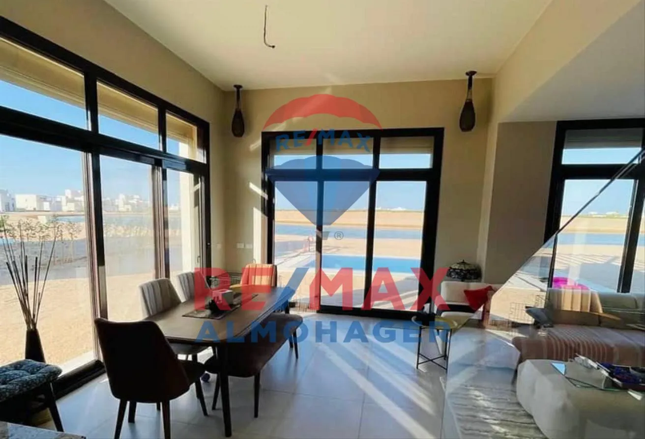 Rent in Palm Hills Golf Views: Middle Townhouse 2nd Row Golf l Equipped Kitchen