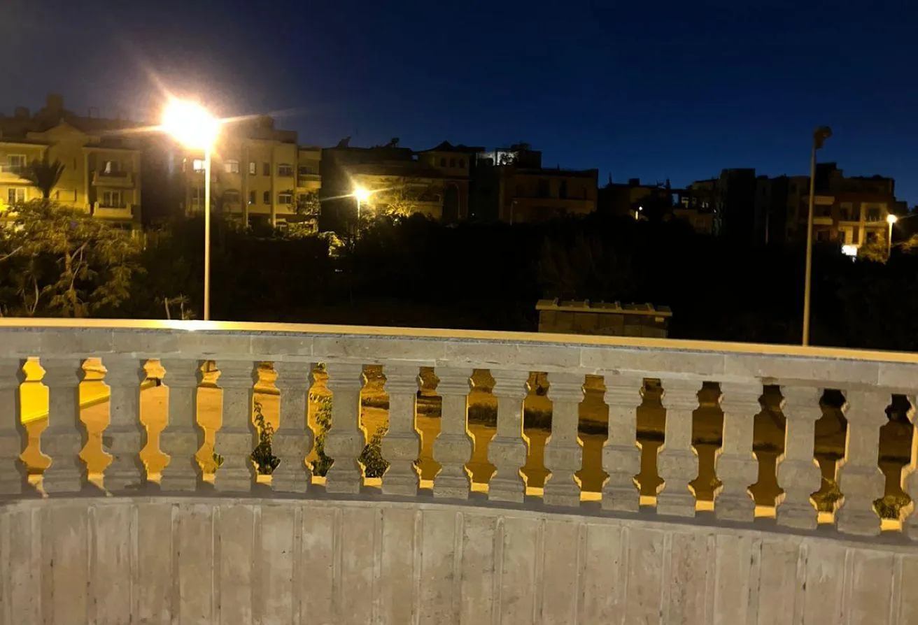 Sale in El Diplomaseen: Administrative Office for Sale Area: 1000 sqm