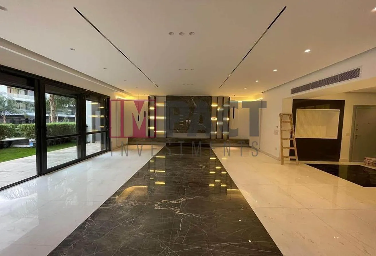 Sale in El Patio 7: 120 sqm apartment inside a compound in New Cairo