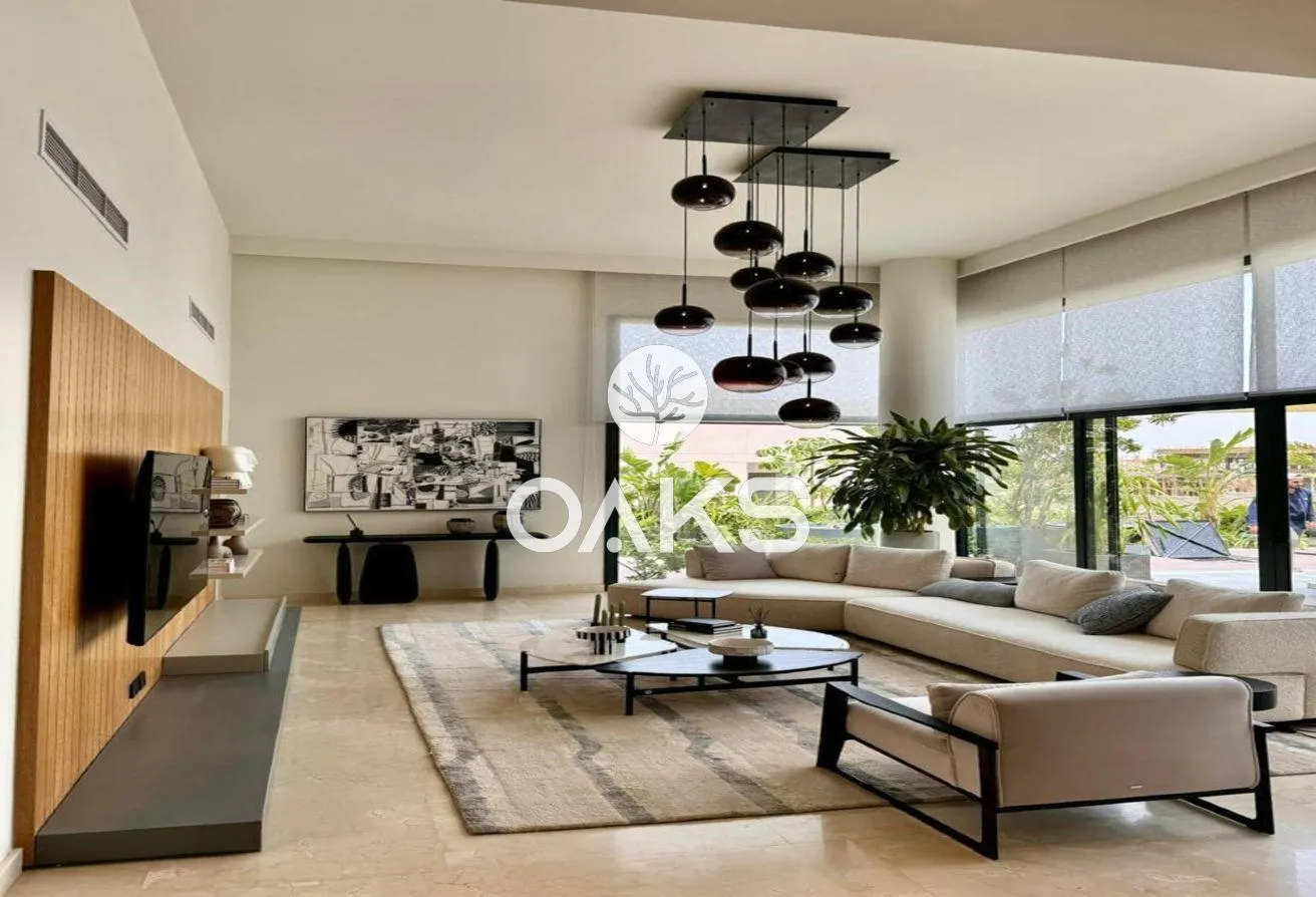 Sale in Swan Lake: Villa at a great price | Near club | 7 years plan