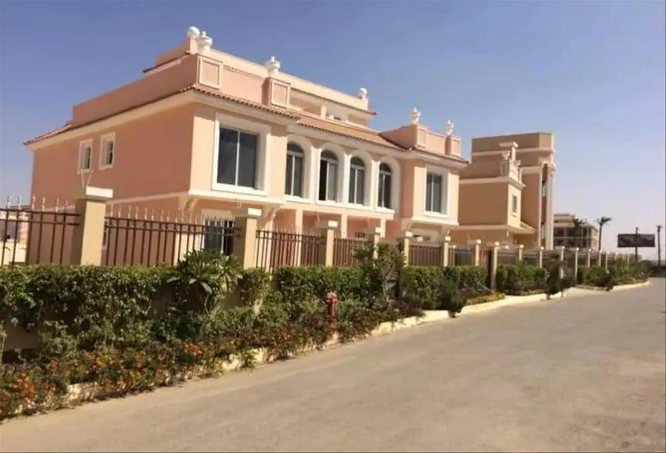 Gallery Image 14