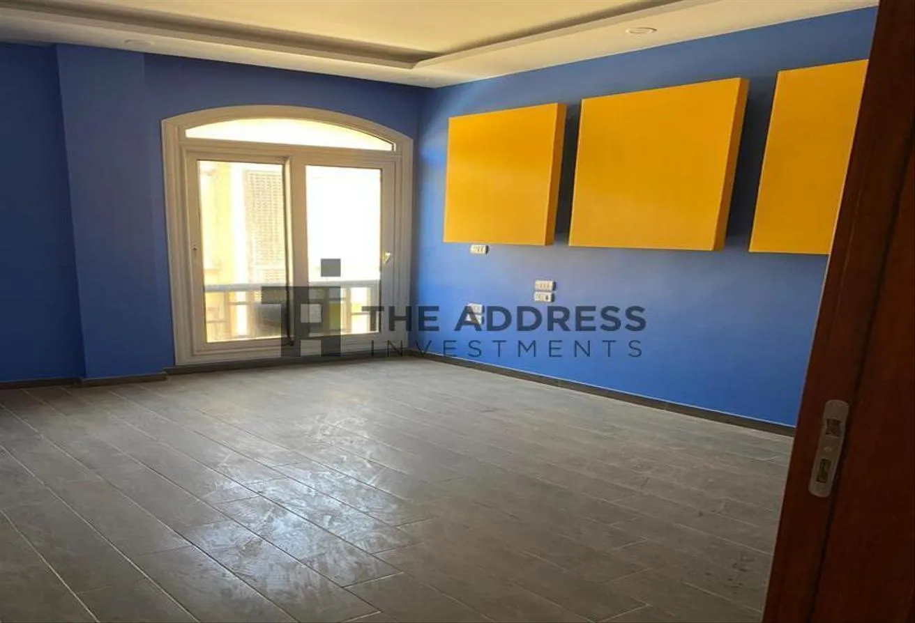 Gallery Image 16