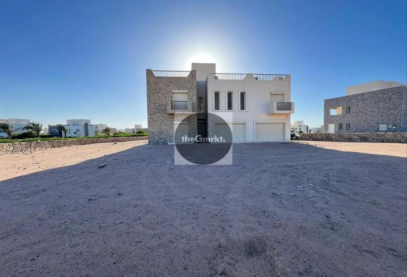 Sale in Joubal: SEAVIEW standalone villa in GOUNA