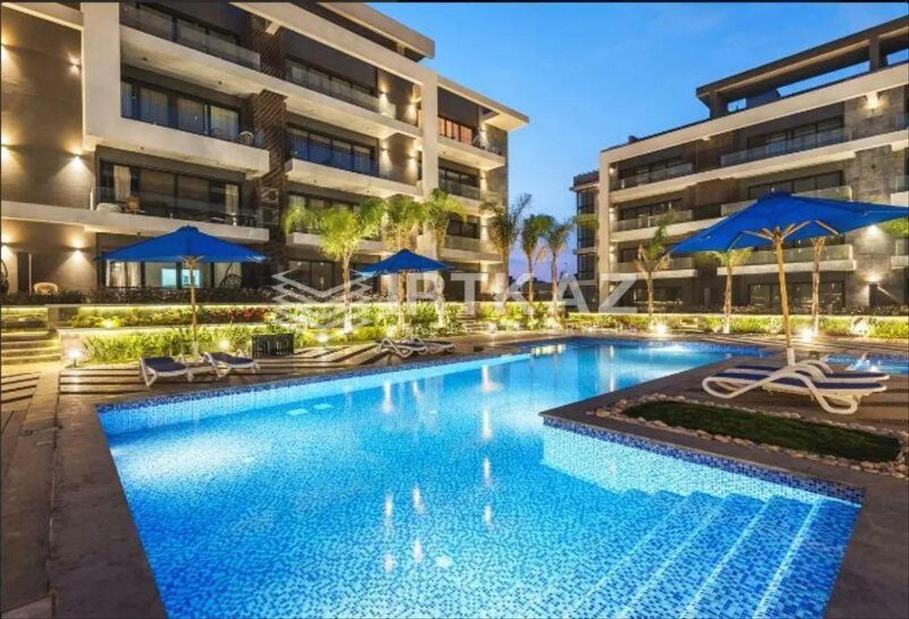 Sale in El Patio 7: Fully finished penthouse for sale,  RTM in Patio 7