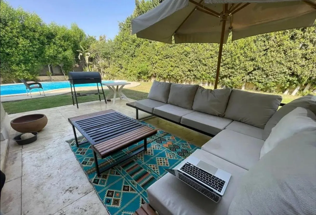 Sale in Gardenia Park: For Sale in Gardenia Park 2 Villa Stand alone
