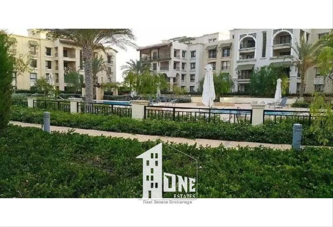 Sale in Marassi: Standalone in Veneto island, Lake front, furnished
