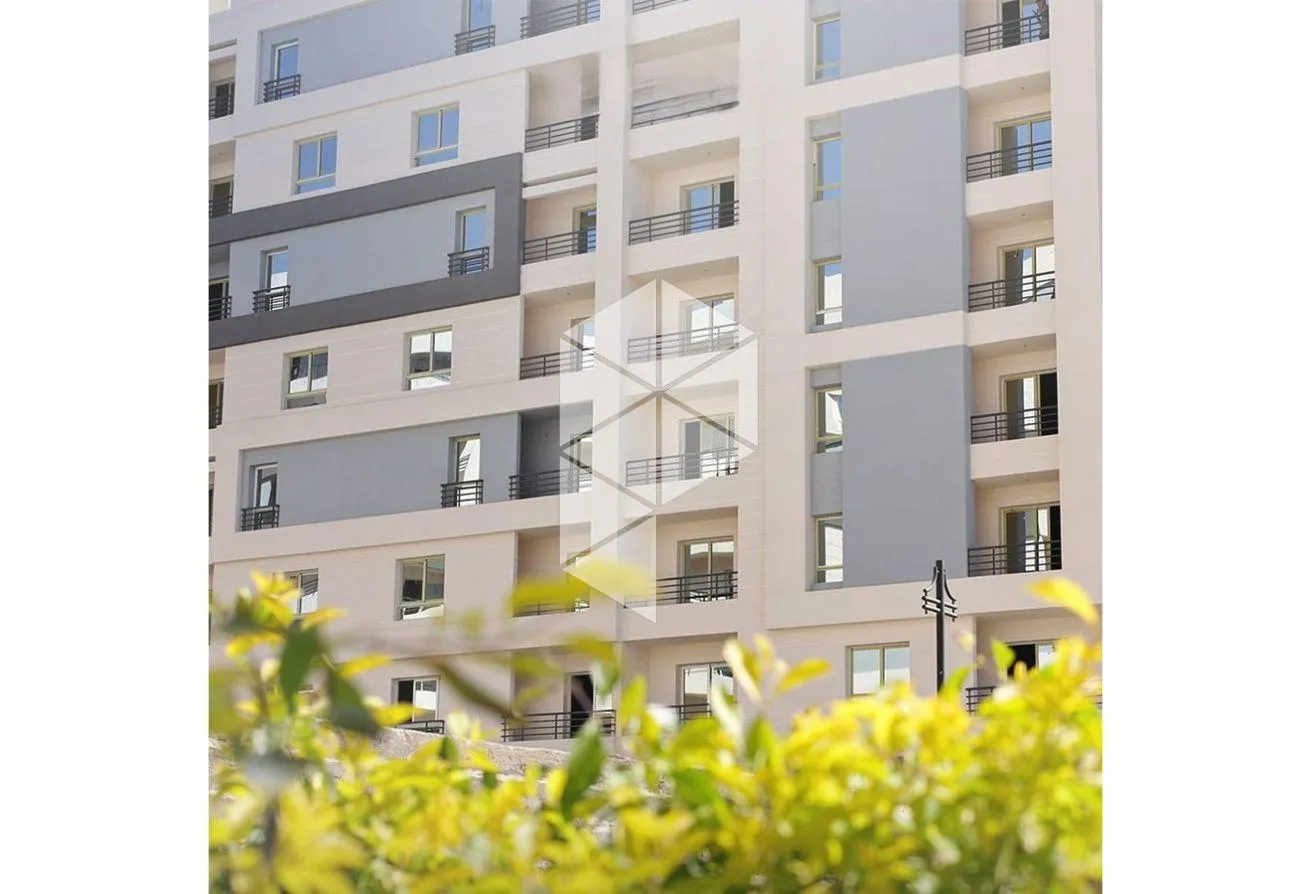 Sale in R7: Distinctive apartment in the new capital