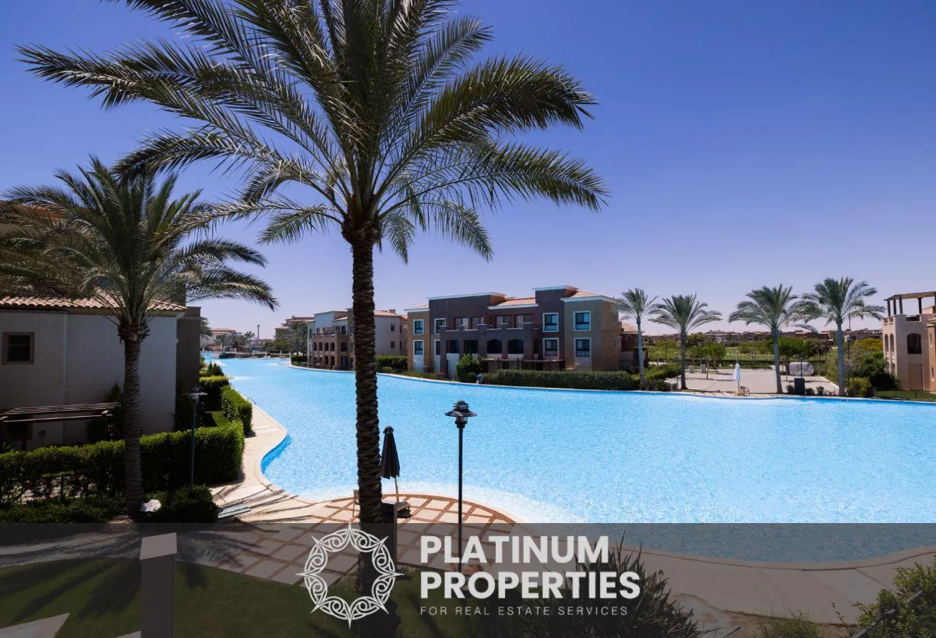 Sale in Marassi: Twin Direct on Lagoon Marassi with penthouse