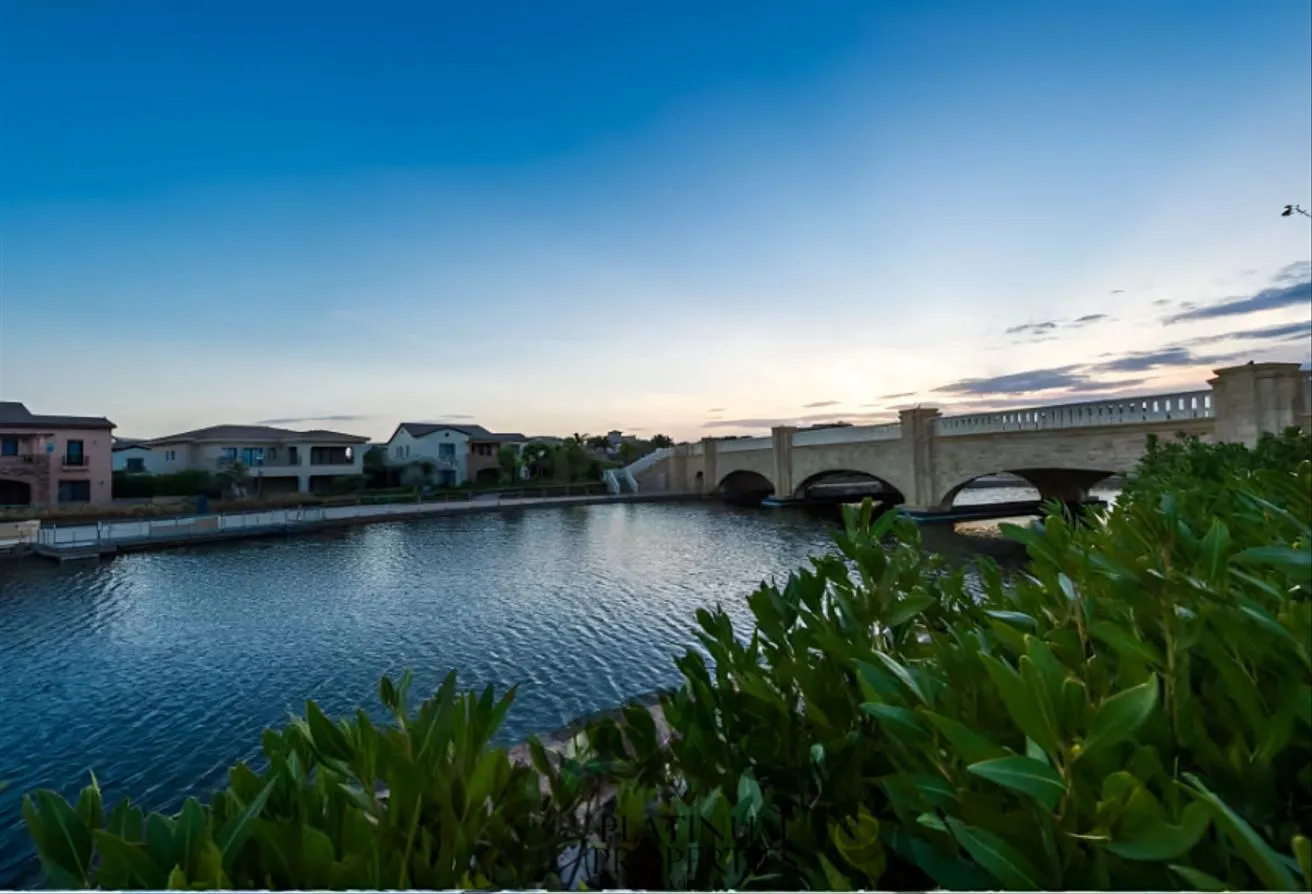 Sale in Azha: Twinhouse 3rd row Lagoon open view at Azha Sokhna