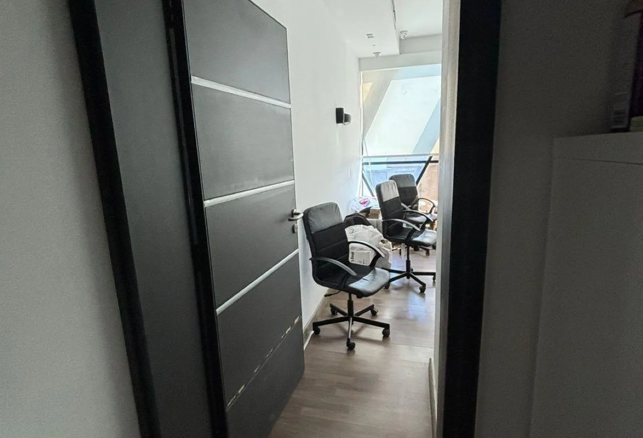 Gallery Image 6