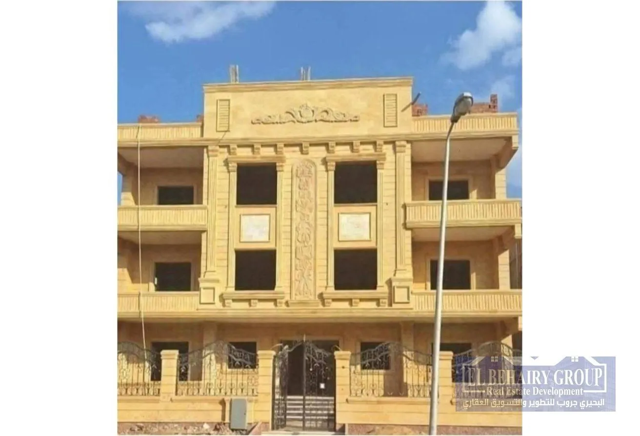 Sale in El Yasmeen 4: شقة للبيع بالياسمين 4 فيلات