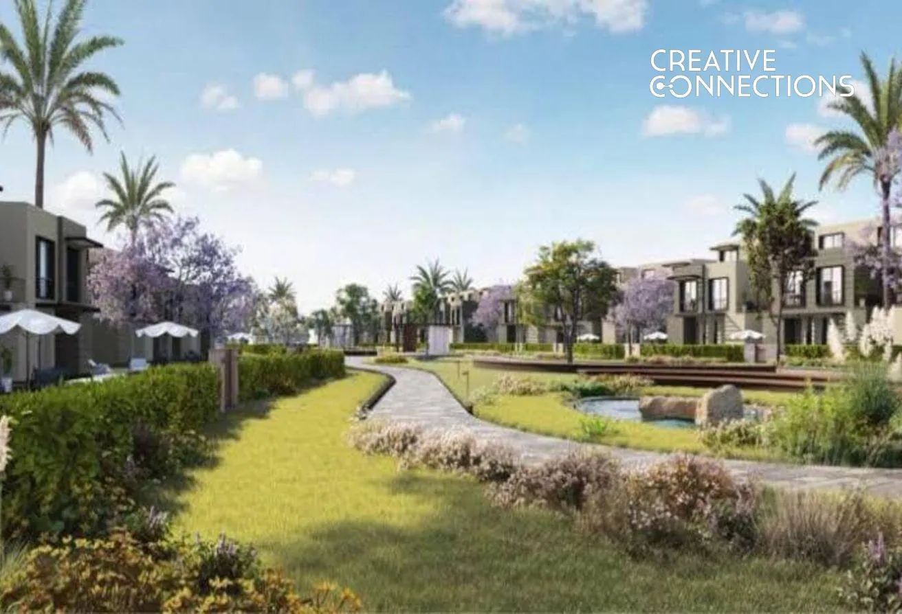 Sale in Garden Lakes: كمبوند جاردن ليكس اكتوبر هايد بارك تاون هاوس كورنر