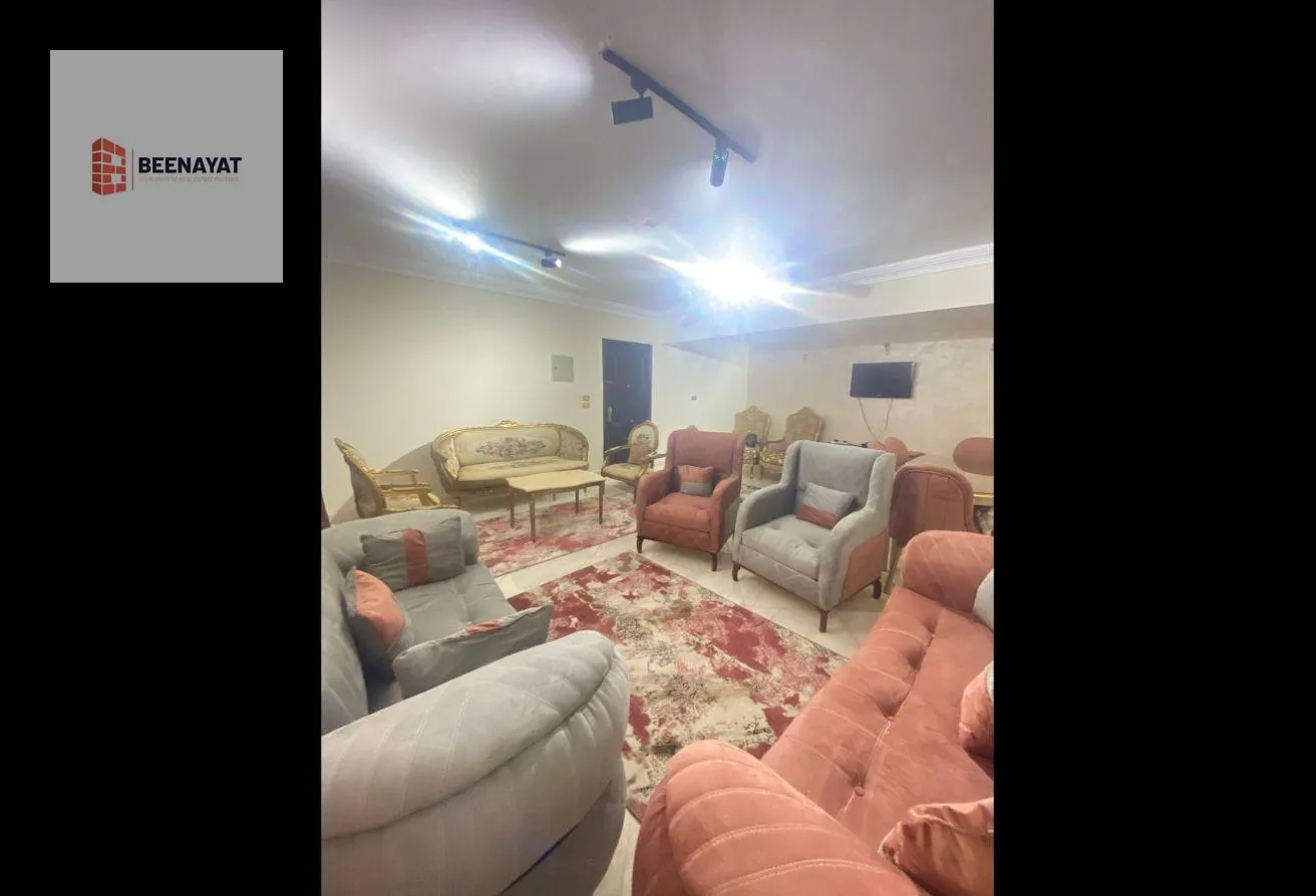 Rent in District 3: شقة ايجار مفروش بحديقة خاصة بفيلات التجمع الخامس