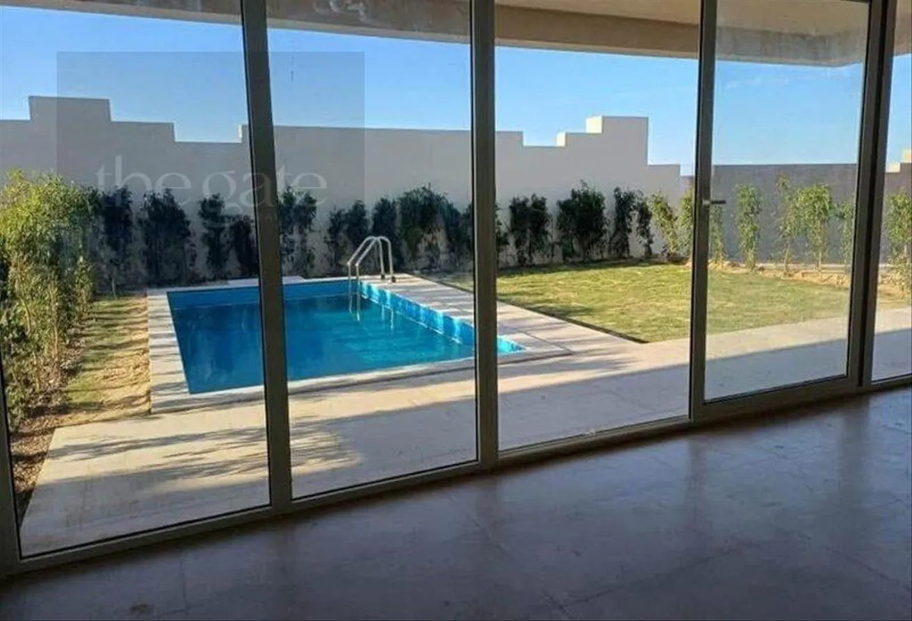 البيع في ال بايو: شالية مشطب بالكامل مع التكيفات و المطبخ 