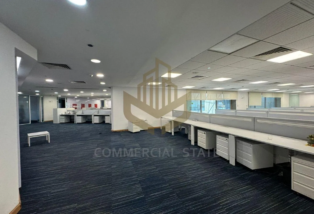 Rent in North Teseen St.: Office Space |200Sqm| DownTown
