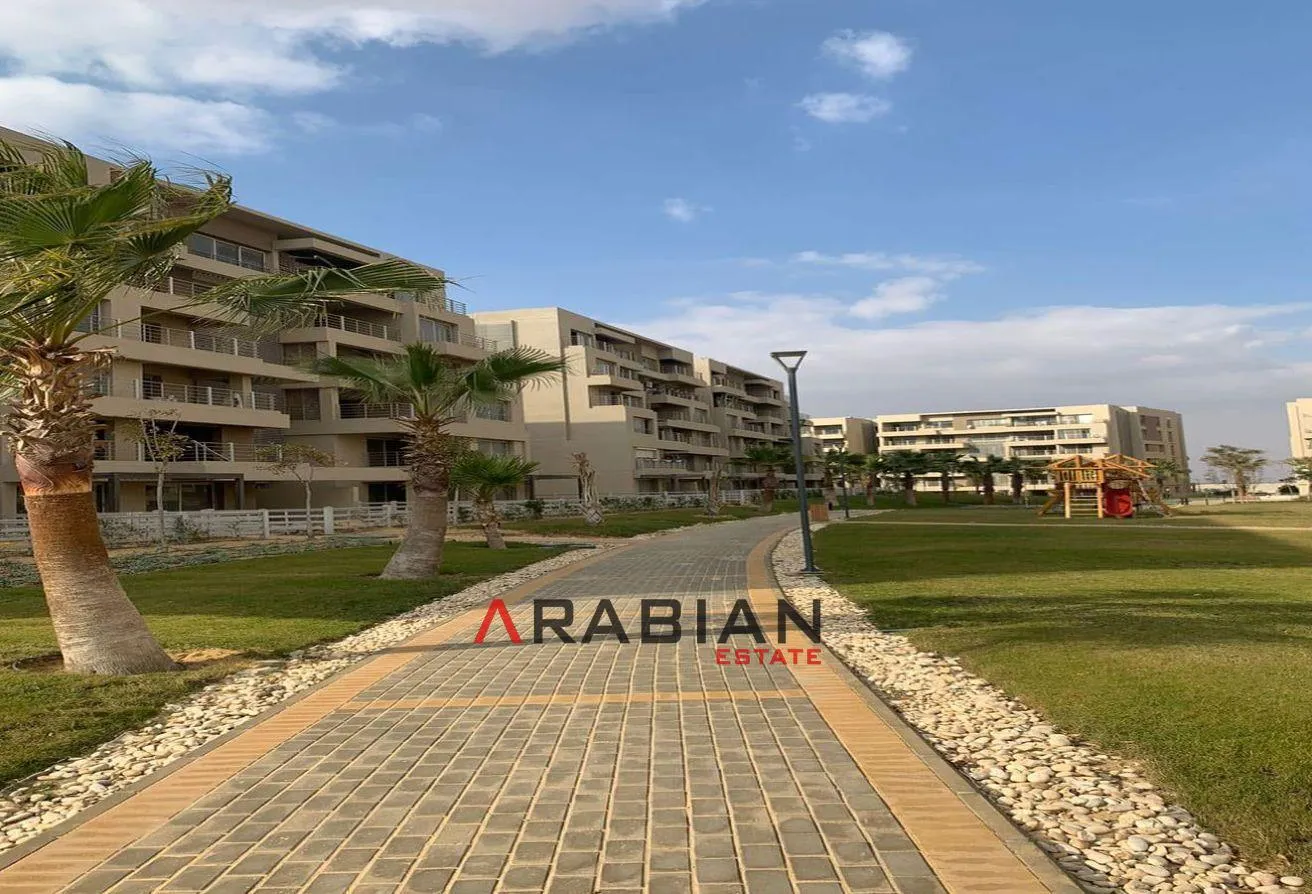 Sale in Capital Gardens   Palm Hills: apt 80m Next Sarai 10Y Insta