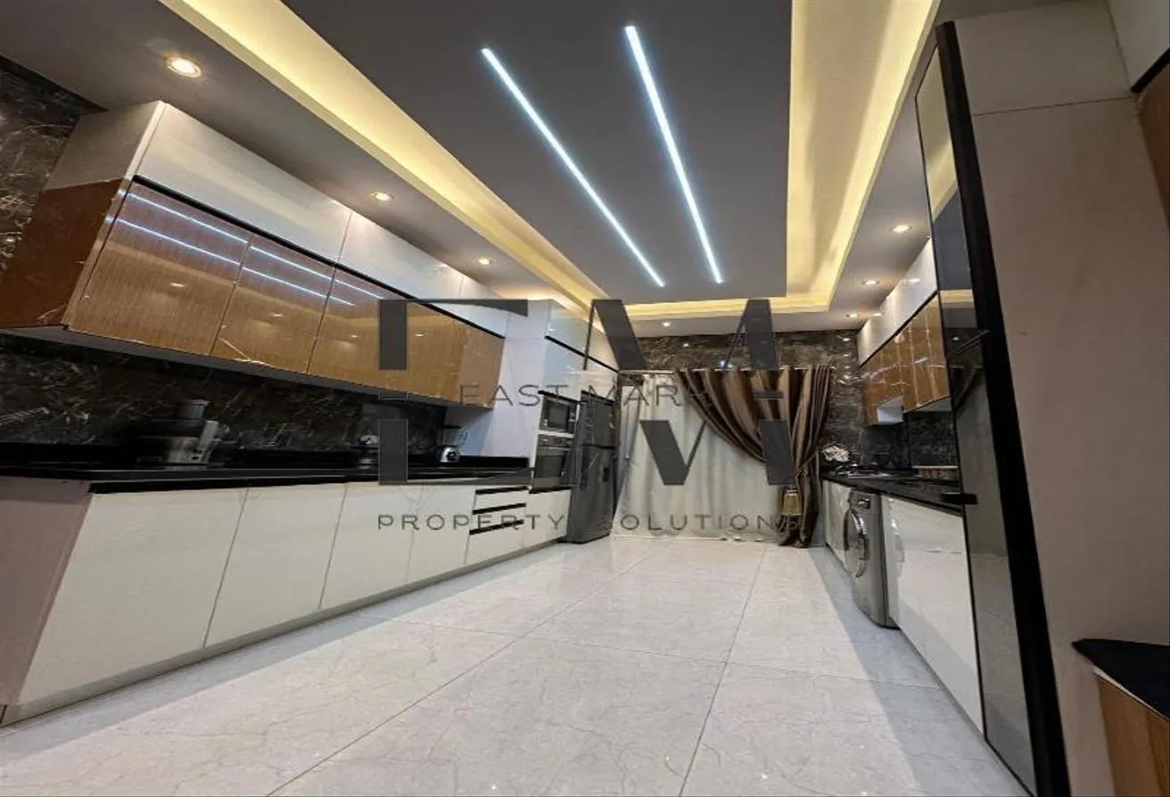 Sale in Service Road: Villa for sale, super deluxe furnished,