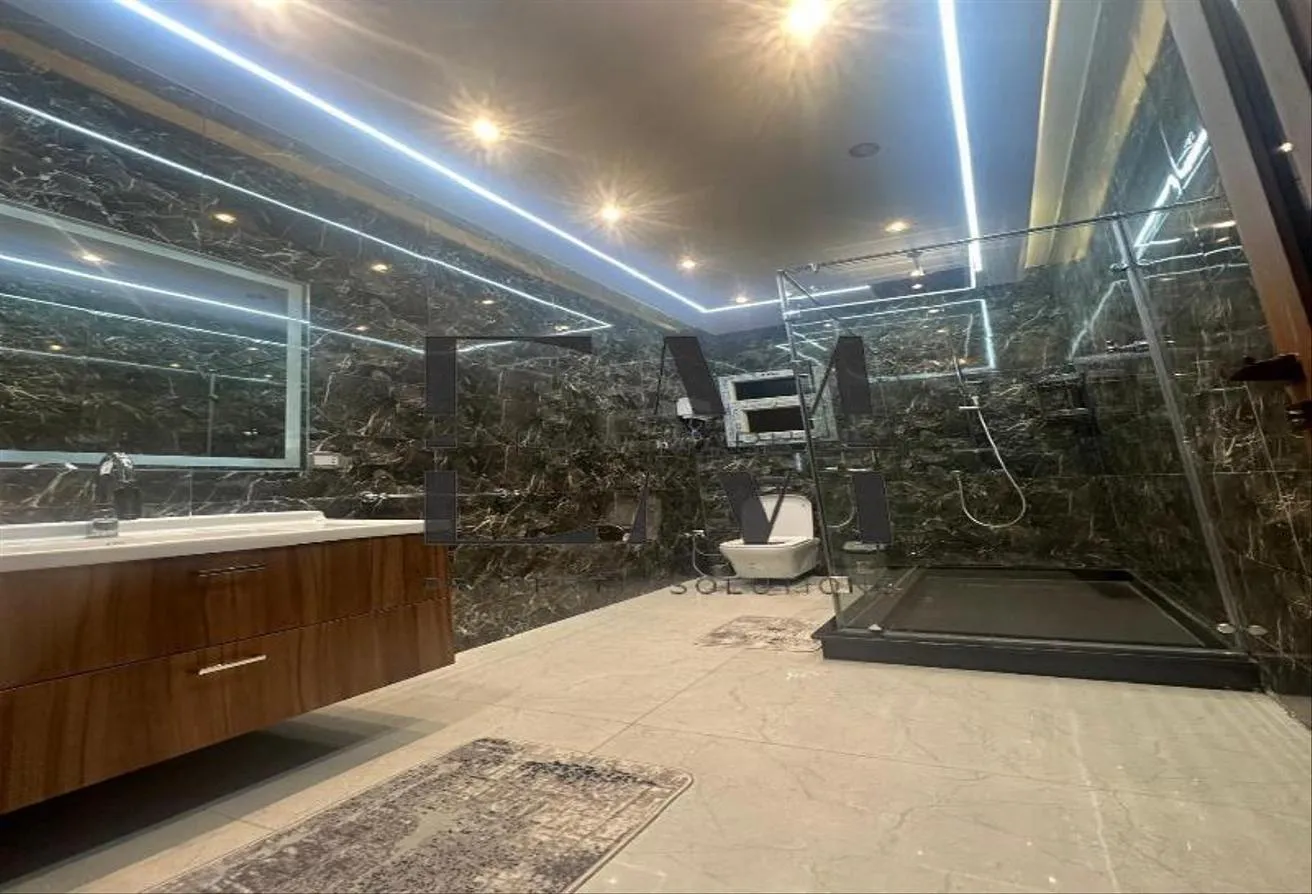 Gallery Image 11