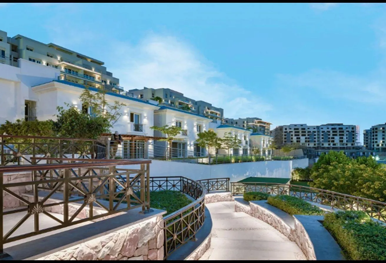 Sale in Mountain View iCity: Luxurious Town house under market price - Mv Icity