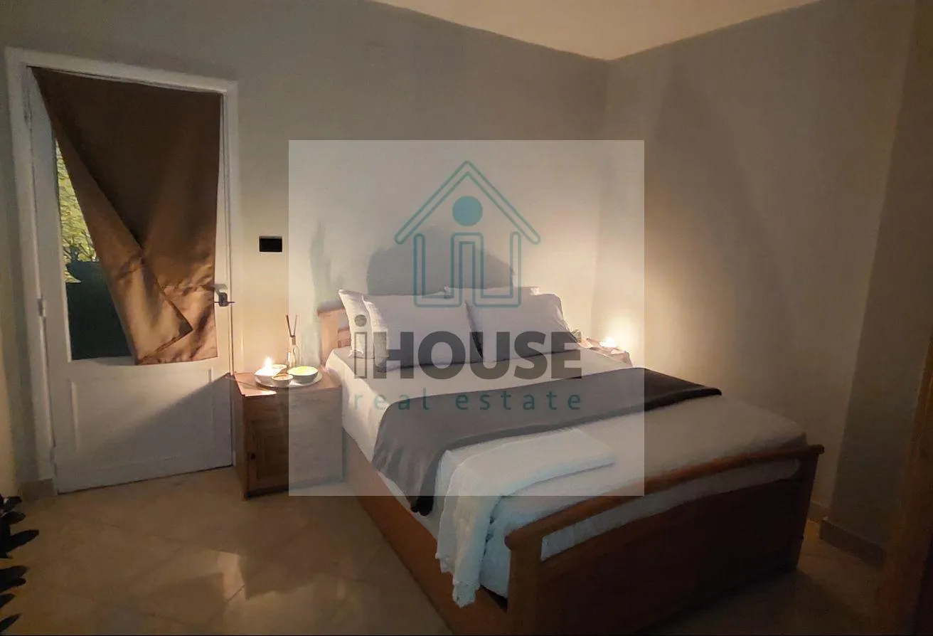 Rent in District 4: شقة للإيجار لفرد أو زوج و زوجته فقط الحي الرابع ..