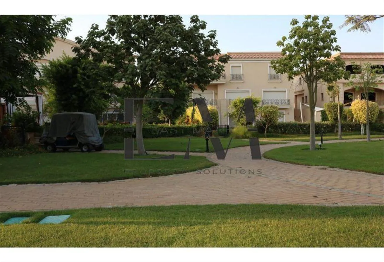 البيع في فيلار: فيلا مستقله للبيع ف فيلار علي شارع ال90 مساحه 850م 