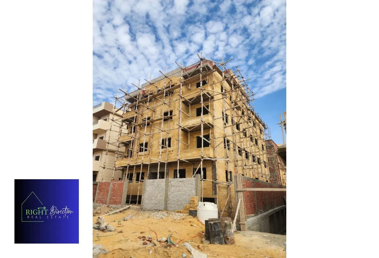 Sale in Bait Alwatan: Town House 234m With DP 5% ONLY in GOLDEN SQUARE