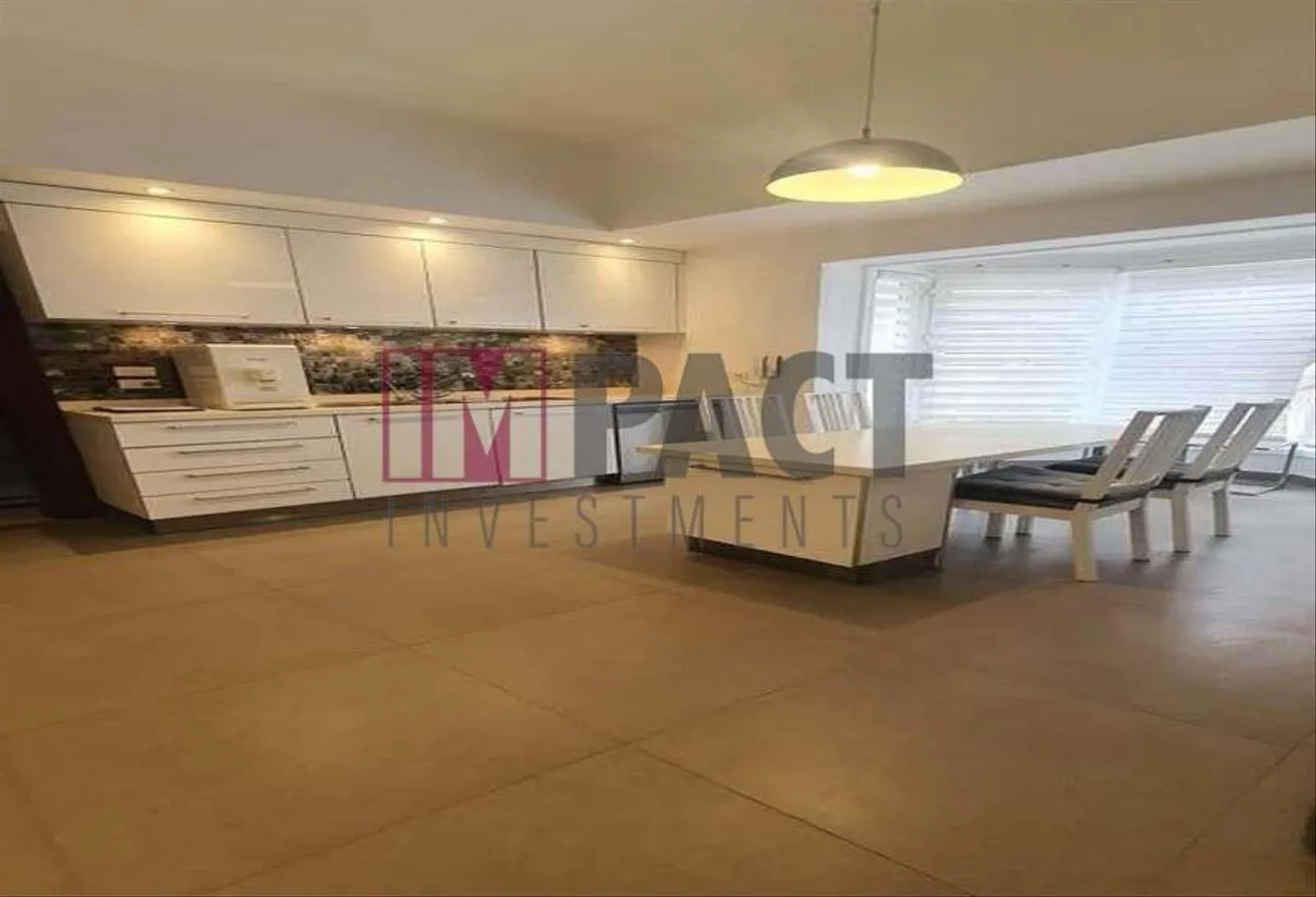 Gallery Image 17