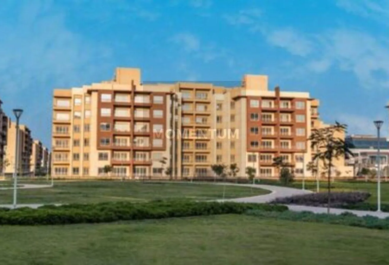 Sale in Wesal City: شقة للبيع ارضي بجاردن 200 متر في B10 مدينتي