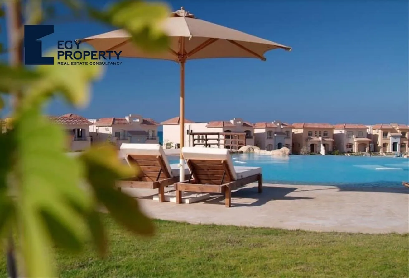Sale in Al Alamein: شـاليه بنتهـاوس للبيـع 97 م - سيتي ايدج City Edge