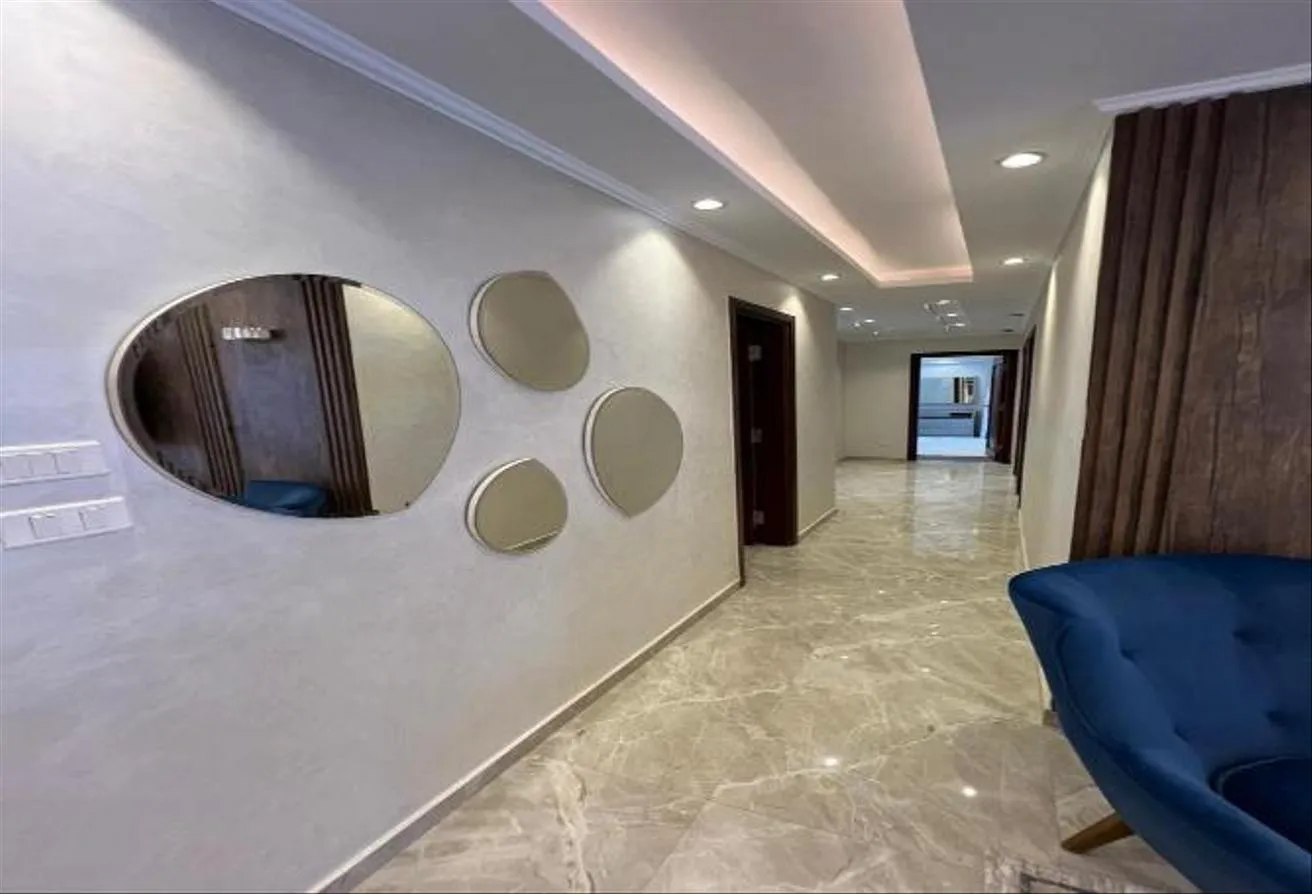 Gallery Image 9