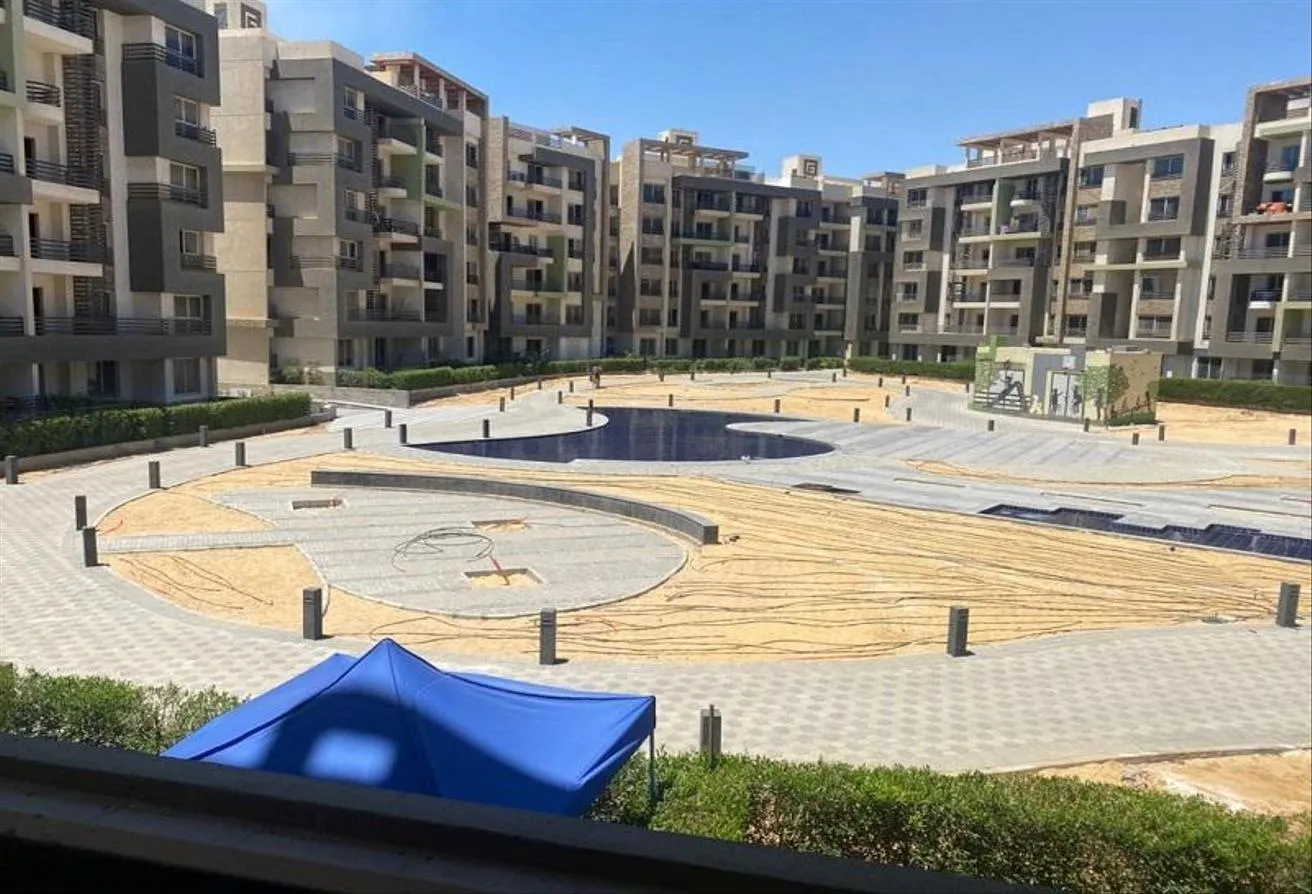 Sale in Kenz: مكتب اداري70متر بمول Kaya Plaza علي الطريق السياحي
