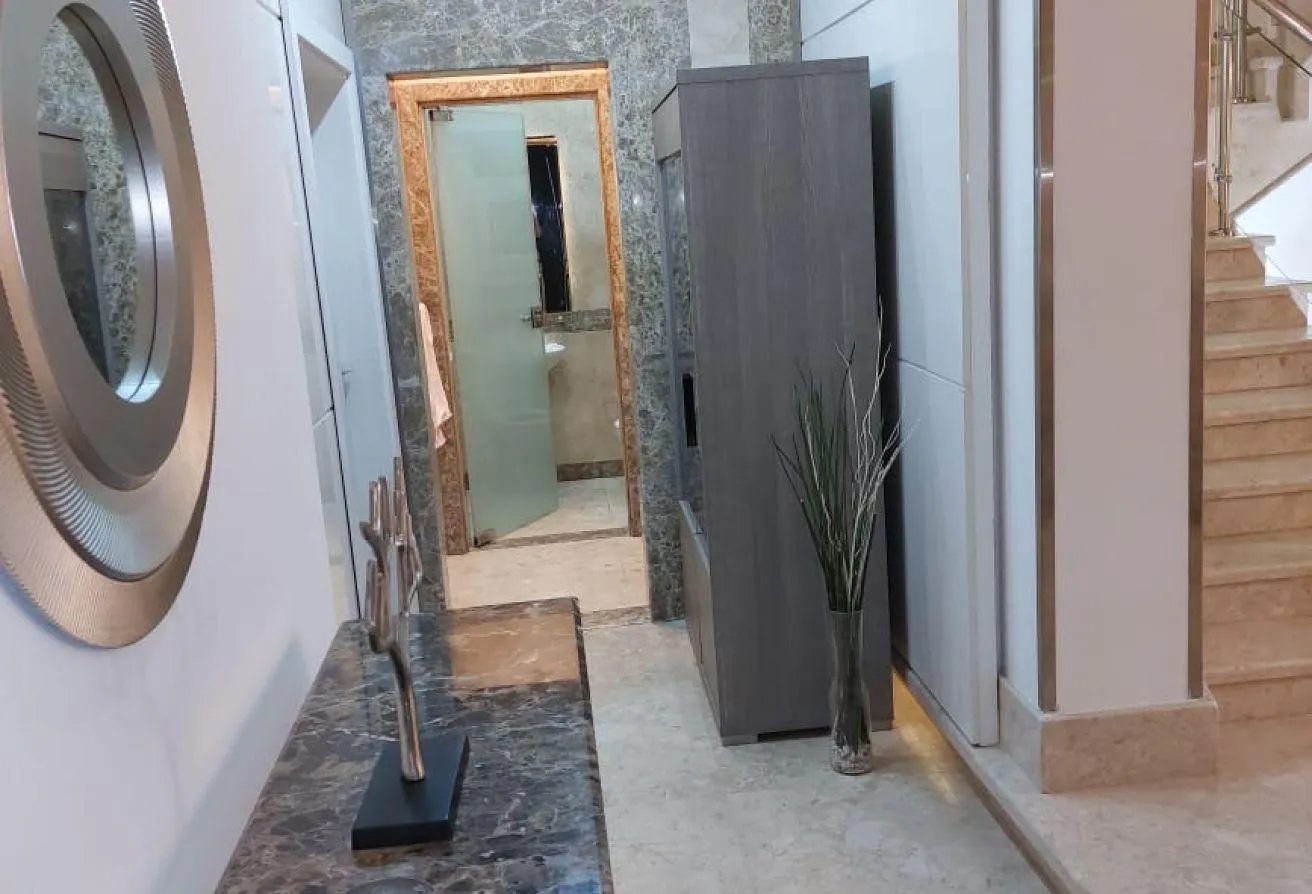 Gallery Image 6
