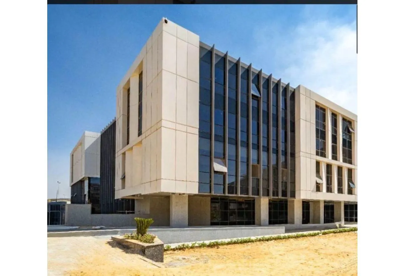 Sale in Stride: Fully finished clinic for sale in New Cairo