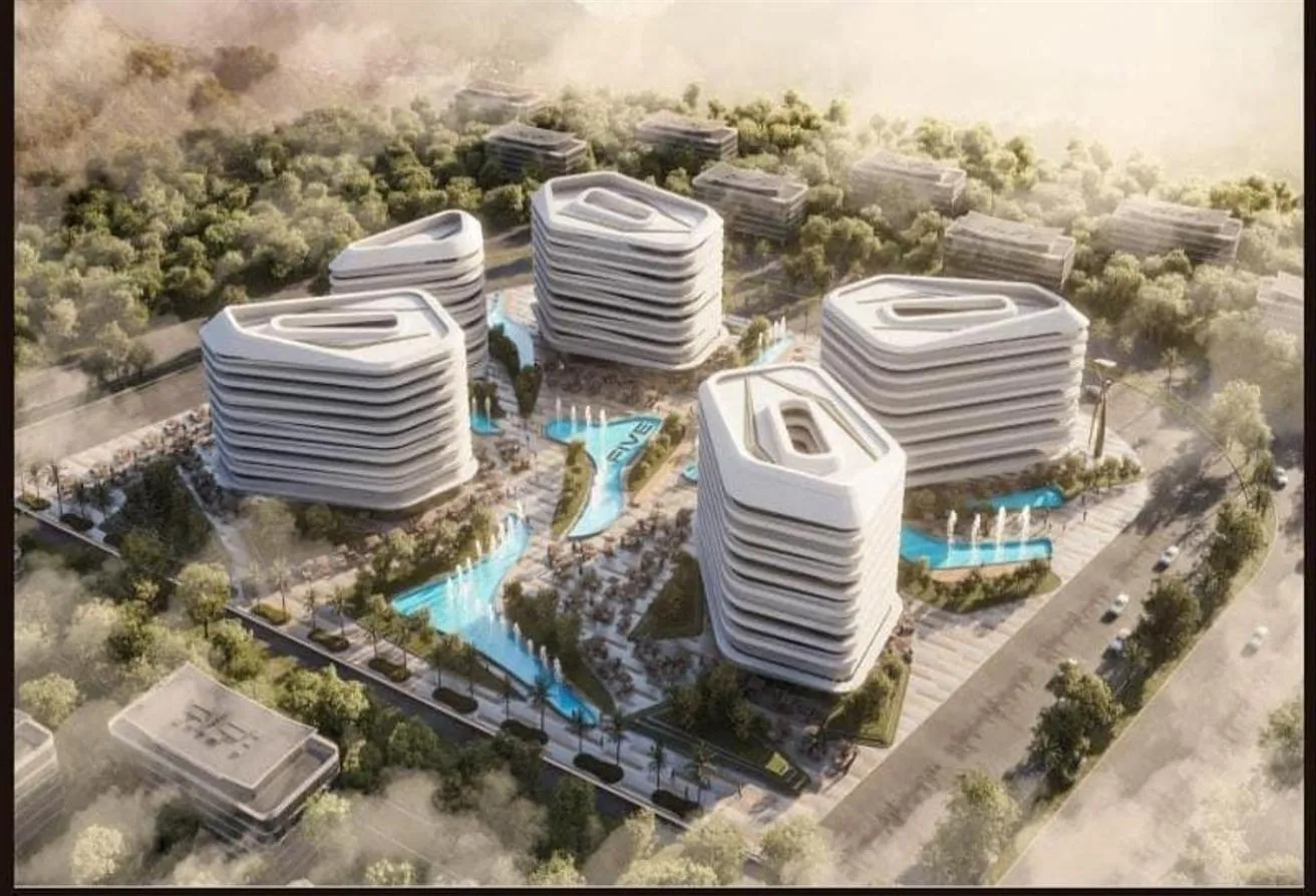 Sale in Elite Mall New Capital: Pharmacy 130m on the plaza in MU23 onthe Amal axis
