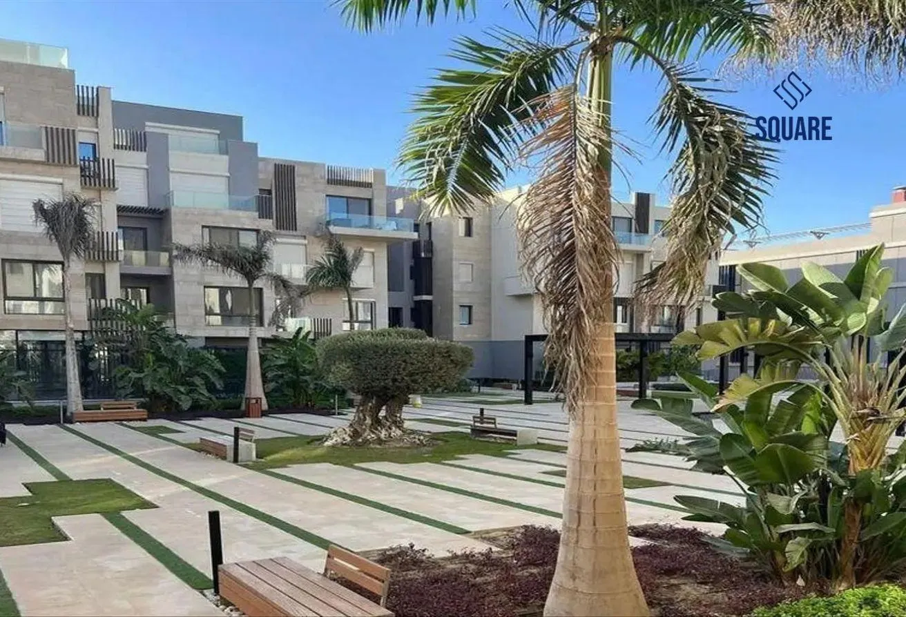 Sale in Six West: Lowest D.P Fully FinishTownhouse Ready To Move