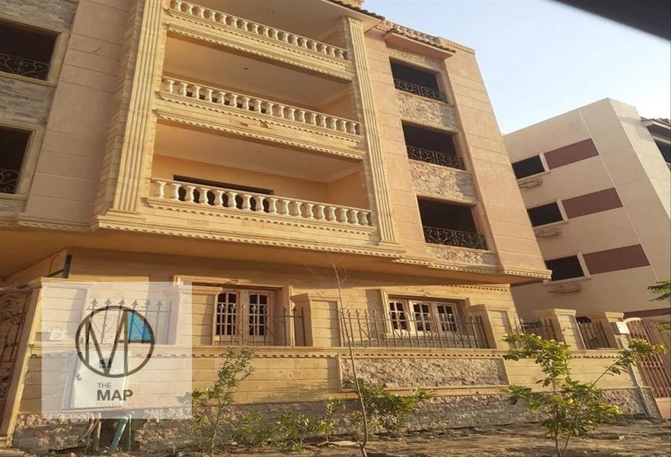 البيع في عمارات الاندلس: عماره للبيع بالاندلس بموقع مميز جدا 